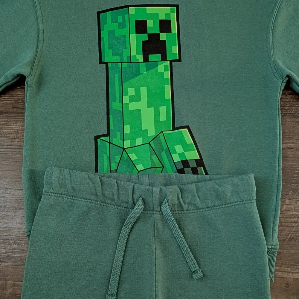 H&M Minecraft 2-Piece Set